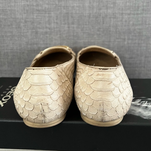 Geox Women’s python leather flats. US 8.5 (EU 38.5) - Picture 5 of 12